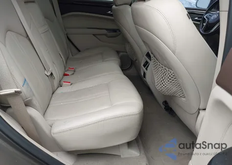 2015 Cadillac Srx Luxury Collection z USA, uszkodzony, nr VIN 3GYFNBE34FS571979